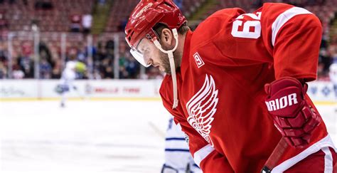 Thomas Vanek signing could be bad news for Canucks' prospects | Offside