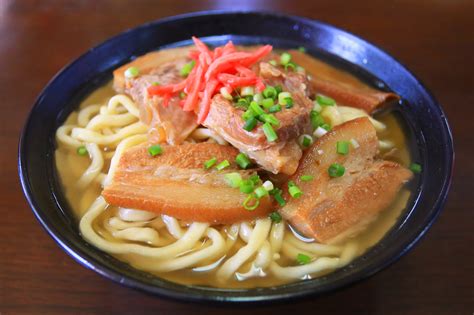 【田町】沖縄料理を味わうならこの5店！自家製麺のソーキそばに沖縄出身店主のお店も Favy ファビー