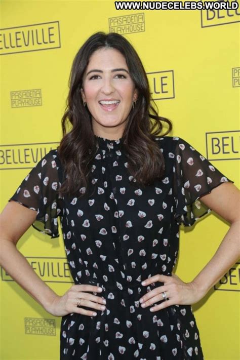 Belle Beautiful Car Paparazzi Babe Celebrity Posing Hot Famous And Uncensored