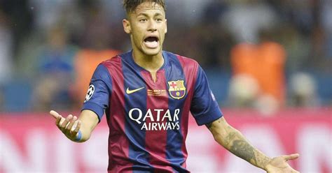 Barcelona domina seleção do Espanhol mas Neymar fica de fora