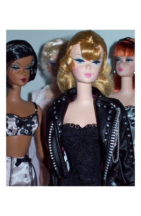 Quase Loucas Barbie Foi Inspirada Em Prostituta