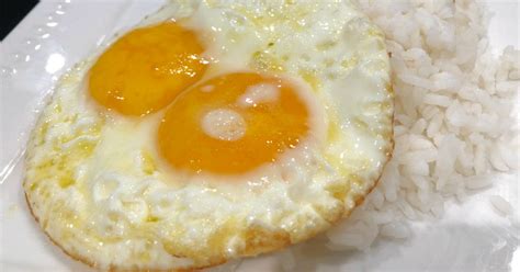 El arroz con huevo frito entre los 100 platos más populares de Sudamérica