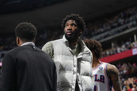 Nba Embiid To Undergo Knee Procedure Set To Lose Mvp Eligibility