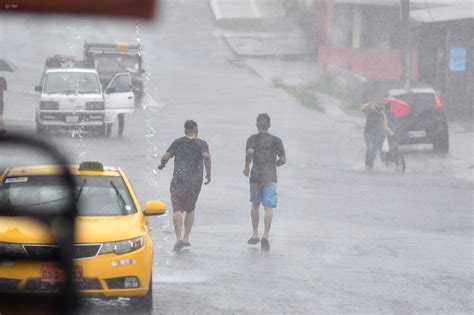 Inamhi Anuncia Lluvias Intensas En La Costa Hasta El Viernes La Marea