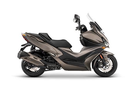 KYMCO Xciting S 400 TCS 2021 ahora con control de tracción de serie