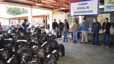 Campanha Do Agasalho Arrecada Toneladas De Roupas Em Fernand Polis