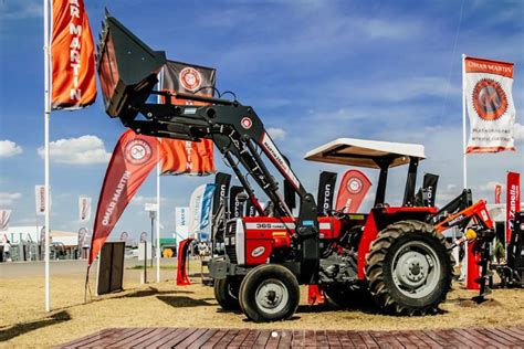 La Pala Frontal De Omar Martin Una De Las Novedades De Expoagro