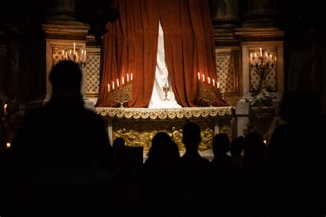 Adoration Au Reposoir Jeudi Saint Paroisse Saint Sulpice Paris