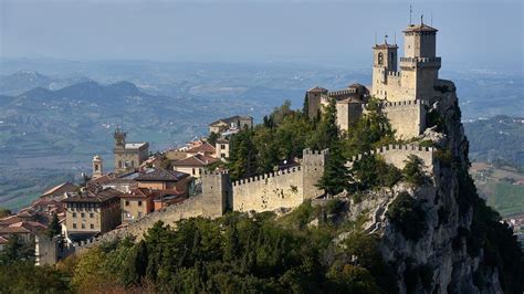 San Marino Es Uno De Los Países Más Pequeños Del Mundo Y No Supera Los