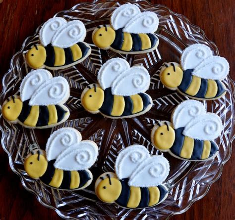 One Dozen Bumble Bee Sugar Cookies