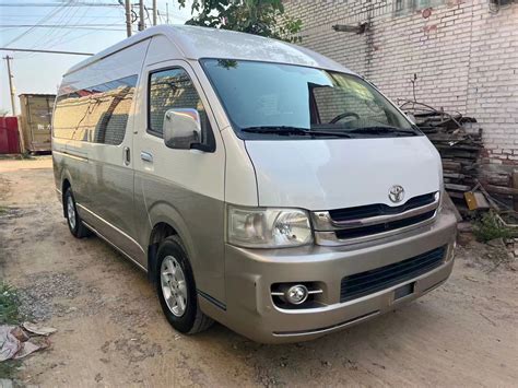 Toyota Hiace Mini Van Small Passenger Bus City Bus For Sale Minibus