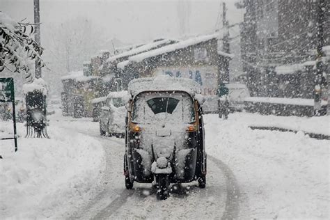 MeT Predicts Rain And Snow In Jammu And Kashmir Check Fresh Weather