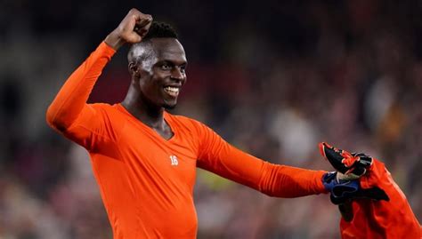 Watch: Edouard Mendy pulls of stunning stoppage time save - Planet Football