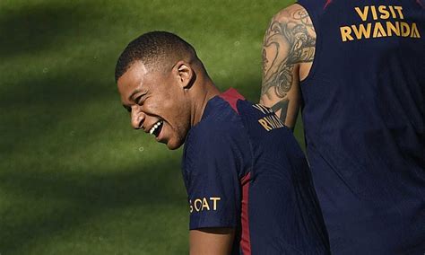 Real Madrid la strategia per Mbappé si attende una dichiarazione