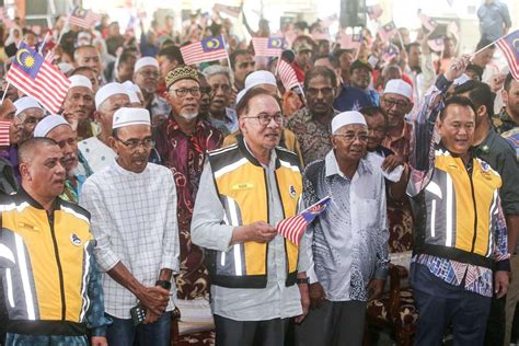 Kerajaan Tambah Peruntukan Rm Juta Naik Taraf Jalan Timur Barat Pm