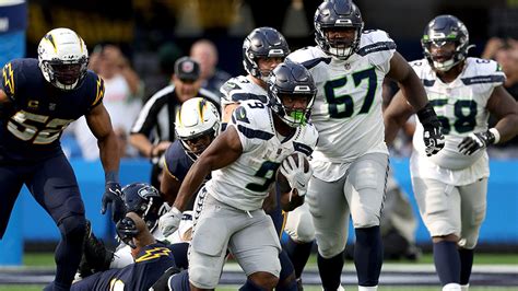 Fann Focus On Seahawks Shifts From Tanking To Playoffs In Wide Open