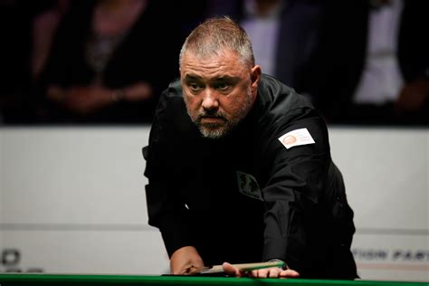 snooker legend stephen hendry  shock retirement announcement