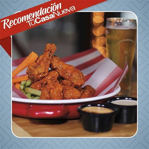 🔸alitas De Pollo Bien Doraditas Como Te Gustan Acompañadas De Apio Y
