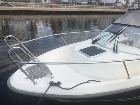 Rent Motorboat Aquador 21 WA Nautilus Boat Club