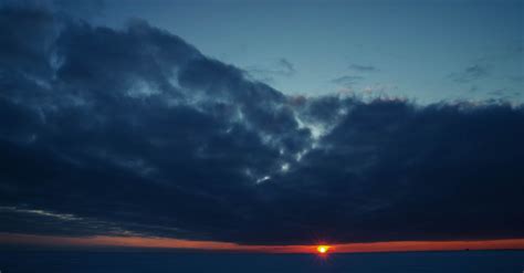 Banco De Imagens Céu Nuvem Dia Horizonte Atmosfera Crepúsculo Tarde Fenômeno