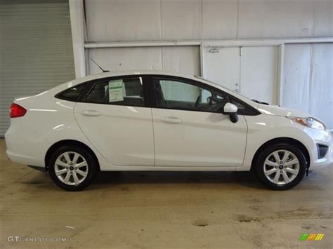 Oxford White 2012 Ford Fiesta Se Sedan Exterior Photo 57402566
