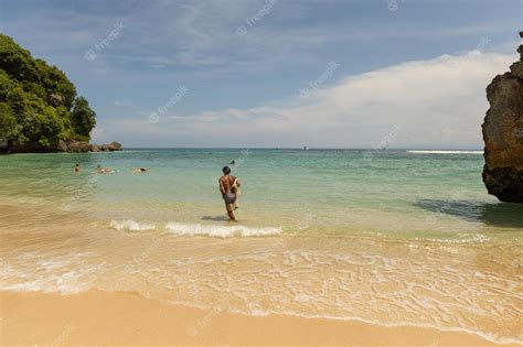 Premium Photo | Amazing view of padang padang beach in bali, indonesia