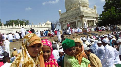 Photos Eid Celebrated With Fervour Across India News Zee News