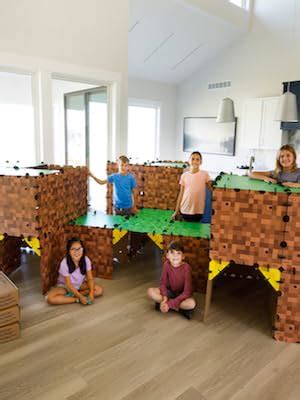 Minecraft Explorer Kit Build Minecraft In The Real World Endless