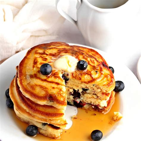 Fluffy Blueberry Pancakes (Easy Recipe) - Insanely Good