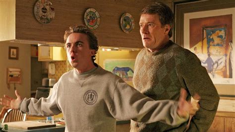 Bryan Cranston Y Frankie Muniz Alimentan El Regreso De Malcolm Con Un