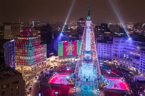 Best Christmas Lights in Indianapolis (2024)