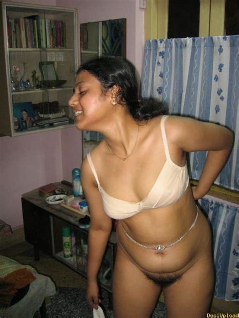 Photo Gallery Of Indian Village Sluts Exposing Nude Body