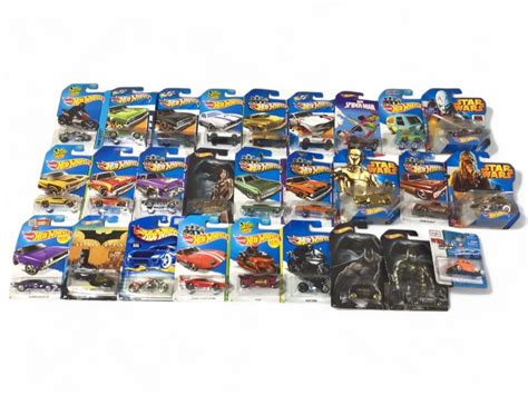 Lot SpiderMan Batman Scooby Doo Hot Wheels
