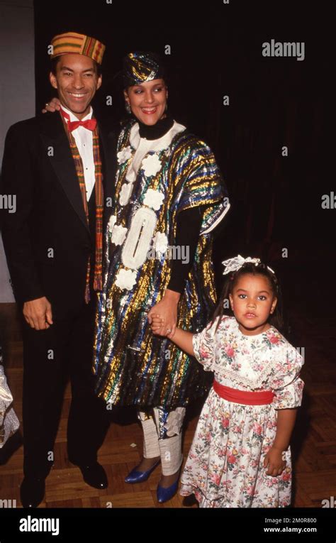 Jayne Kennedy With Bill Overton And Daughter At The 38th Annual Bmi Pop