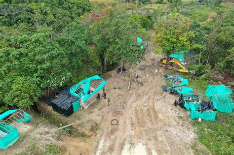 Golpe a la minería ilegal incautaron 30 unidades de maquinaría en el Cauca