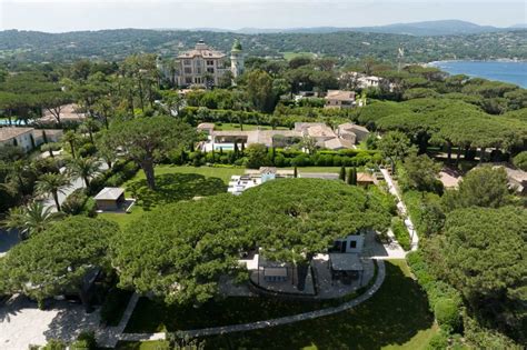 History Of Les Parcs De St Tropez And Its Villas For Rent Sale