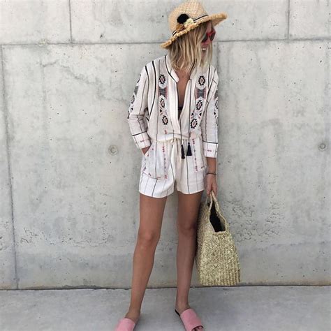 Hot Sexy Alex Stedman Bikini Pics