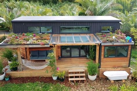 Shaye's Tiny Homes New Zealand | PHOTO GALLERY | Petite maison bois ...