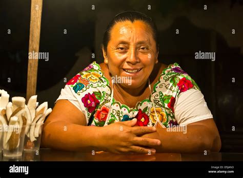 Mayan Portrait Hi Res Stock Photography And Images Alamy