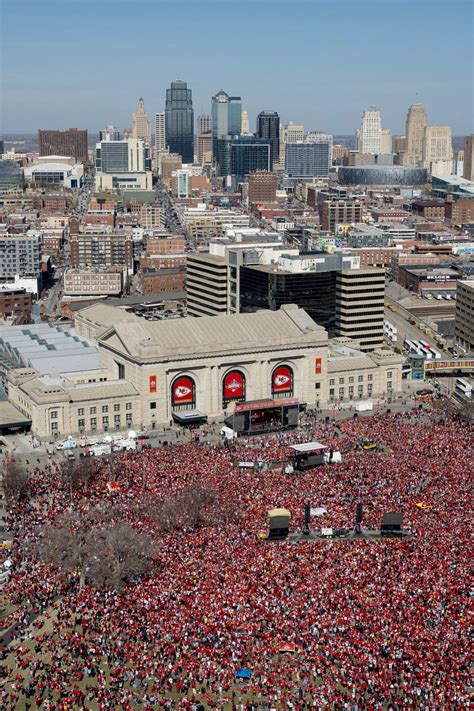 Photos Kansas City Chiefs Super Bowl victory parade | Kansas City Star