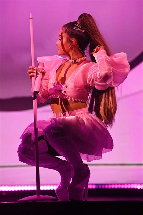 Ariana Grande Sweetener World Tour Hd Phone Wallpaper Pxfuel