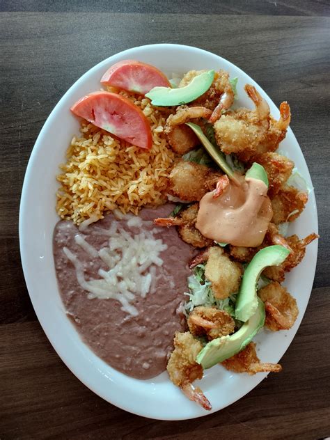 Las Cazuelas Mexican Restaurant Offers Enchiladas in Santa Rosa, CA 95403