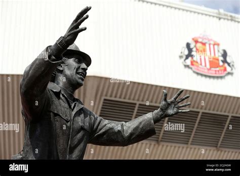 Statue Of Bob Stokoe Hi Res Stock Photography And Images Alamy