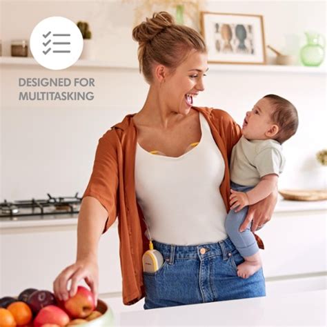 Freestyle Hands Free Double Electric Wearable Breast Pump Medela