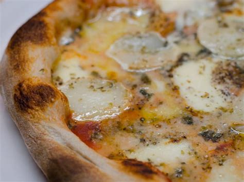 Pizza Au Ch Vre Au Roquefort Et Au Comt Recette Pizza Au Ch Vre Au