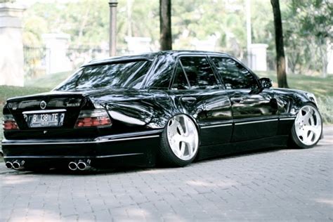 Mercedes Benz W124 Fabolous Widebody Vip Benztuning