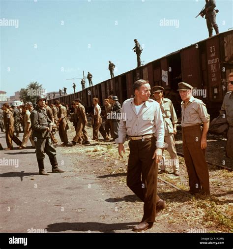 Von Ryan S Express 1965 Mark Robson Frank Sinatra Stock Photo Alamy