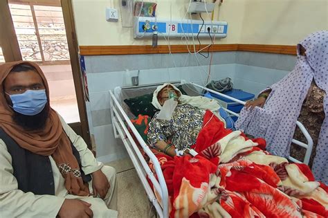 6 Patients Die As Pakistan Hospital Runs Out Of Oxygen