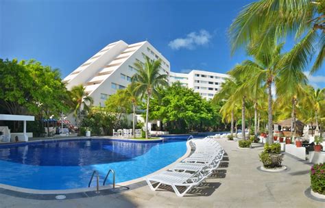 Oasis Palm En Cancún · Oasis Hotels And Resorts