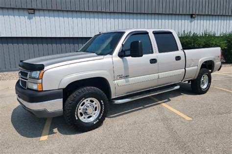 No Reserve 26k Mile 2005 Chevrolet Silverado 2500hd Ls Crew Cab Duramax 4×4 For Sale On Bat